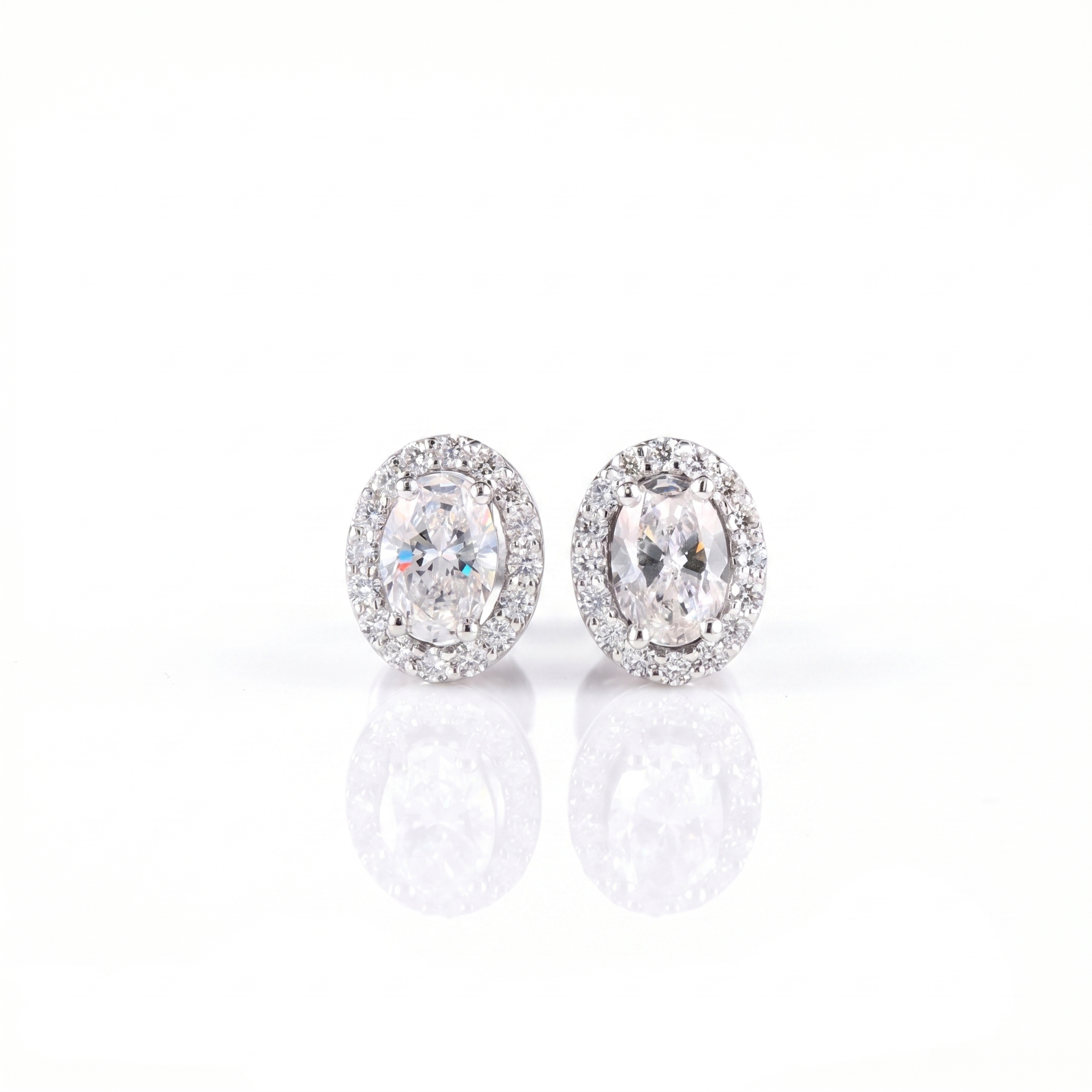 Eterna Halo Studs