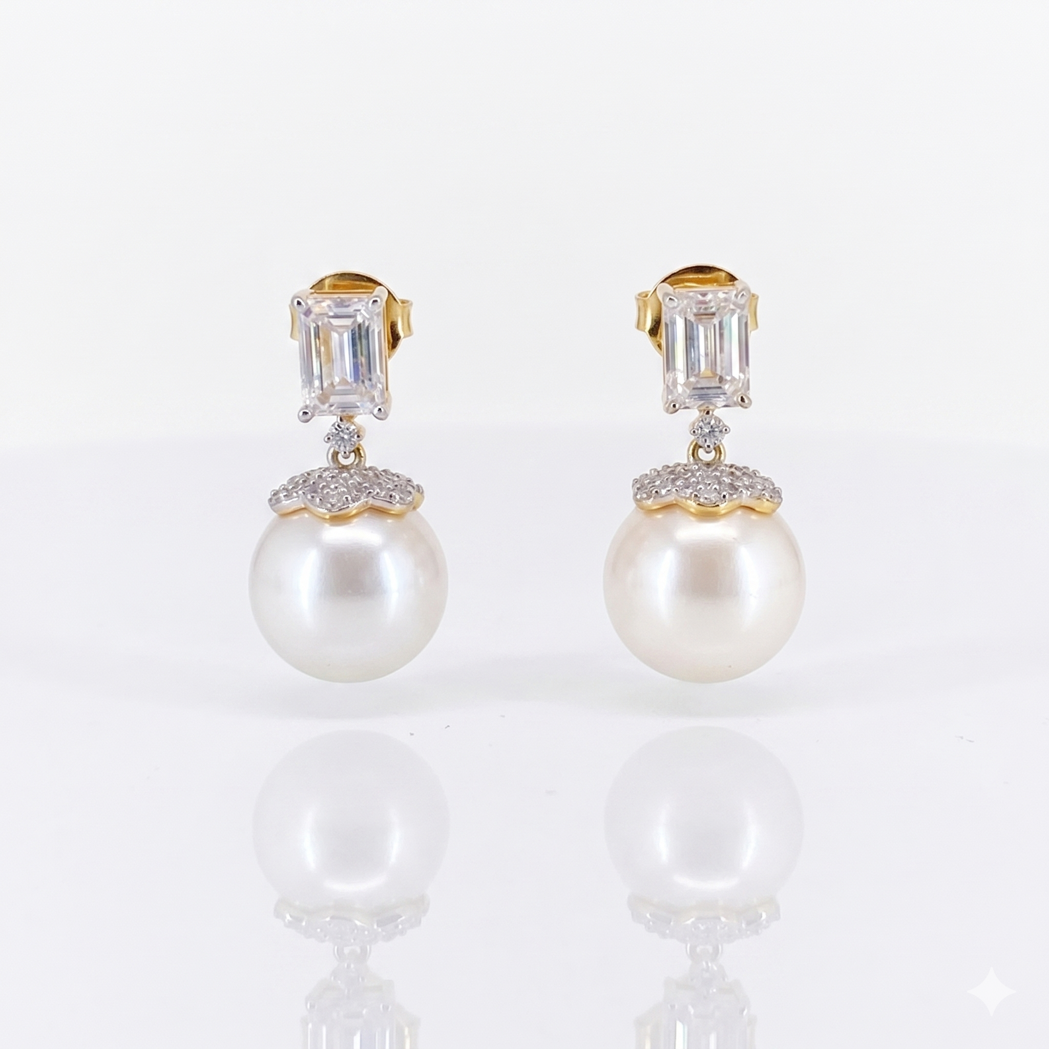 Perluna Earrings