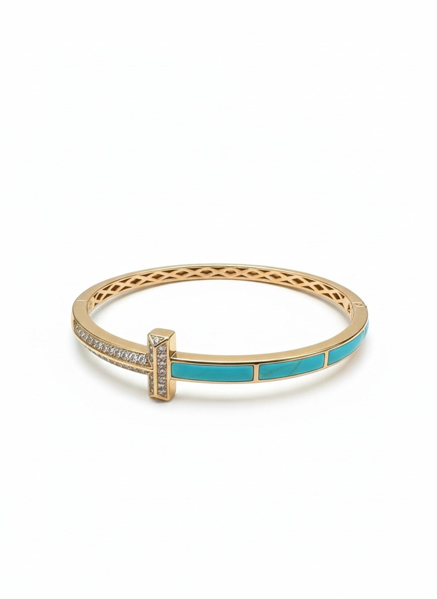 Close up of Turquoise Axis Bangle in BIS Hallmarked Gold | RareCut Lab Grown Diamonds