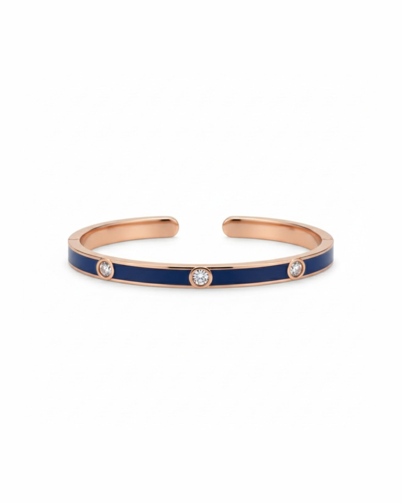 Close up of Navy Orbit Cuff in BIS Hallmarked Gold | RareCut Lab Grown Diamonds
