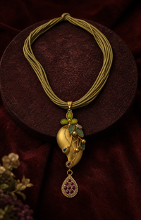 Olive Crest Pendant Set