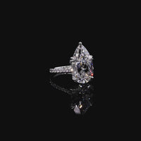 Seralyn Solitaire Ring - Pear-Cut Lab-Grown Diamond Ring Video | RareCut India